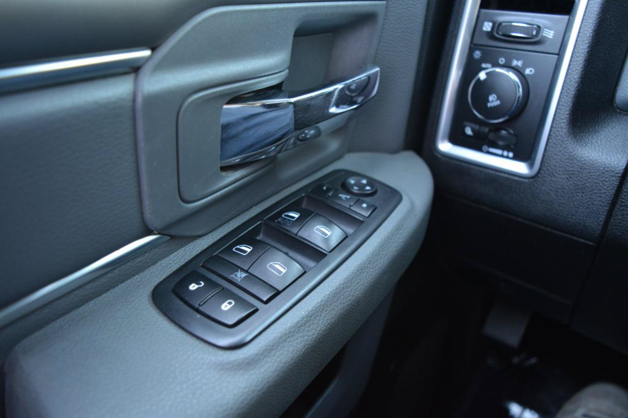 Used 2019 RAM 1500 Big Horn RWD image 28