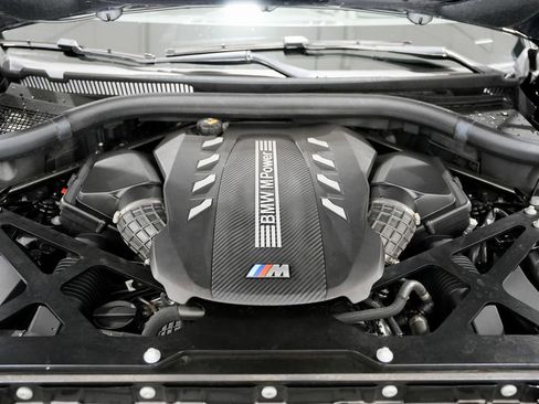 Used 2022 BMW X6 M w/ Competition Package image 41