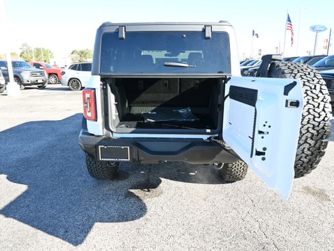 New 2025 Ford Bronco Badlands image 6