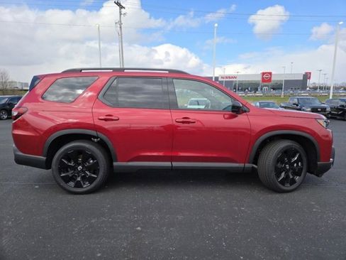 New 2026 Honda Pilot Black Edition image 12