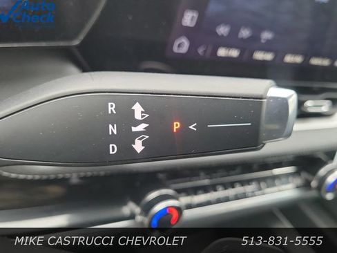Used 2026 Chevrolet Equinox LT w/ Convenience Package II FWD image 23