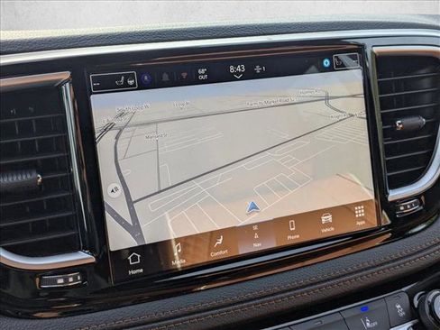 New 2026 Chrysler Pacifica Pinnacle image 13