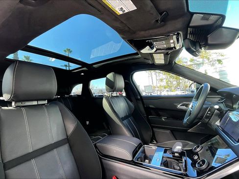 Used 2023 Land Rover Range Rover Velar HST image 22