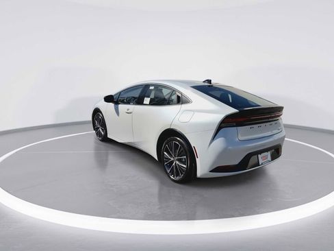 New 2026 Toyota Prius XLE image 6