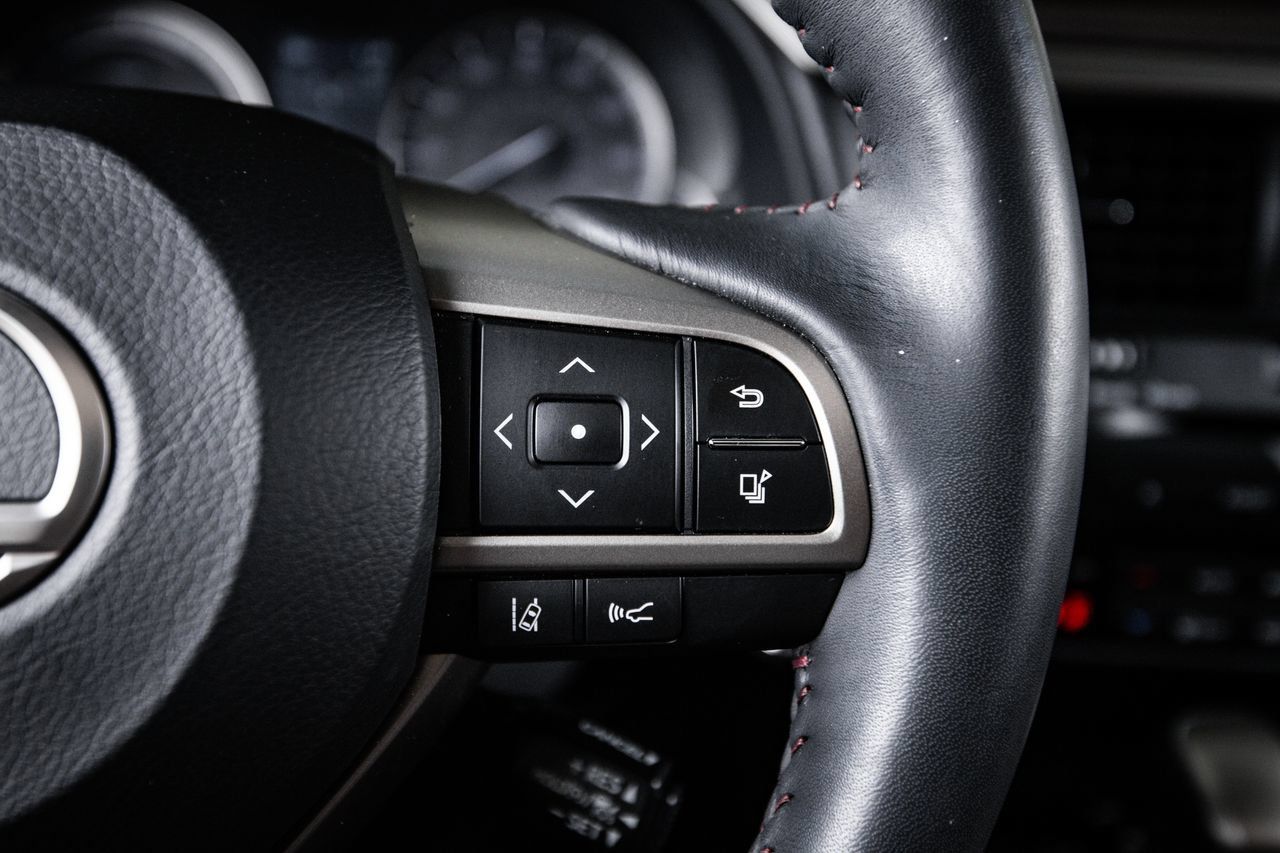 Used 2019 Lexus RX 450h AWD image 16