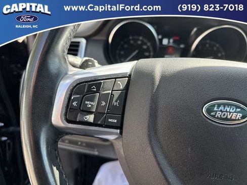 Used 2019 Land Rover Discovery Sport HSE AWD/4WD image 23