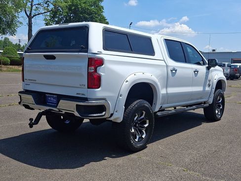 Used 2019 Chevrolet Silverado 1500 LTZ w/ LTZ Premium Package AWD/4WD image 7