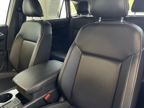 Used 2020 Volkswagen Atlas Cross Sport SEL w/ Cross Sport MDO Package FWD image 12