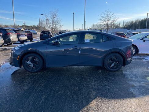 New 2026 Toyota Prius Plug-In Hybrid image 2