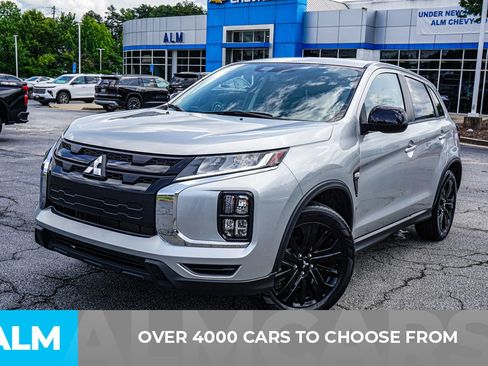 Used 2025 Mitsubishi Outlander Sport AWD image 2