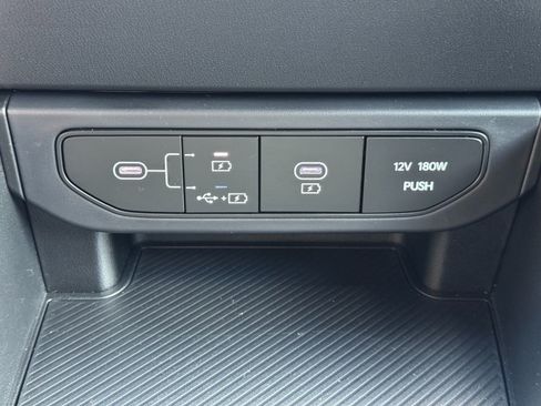 Used 2025 Kia K4 FWD image 26