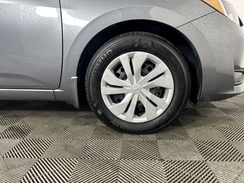 Used 2024 Nissan Versa S w/ Trunk Package image 44