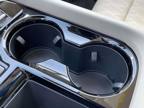 New 2026 Nissan Murano Platinum image 29