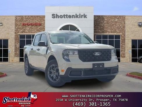 Used 2025 Ford Maverick XLT w/ XLT Luxury Package image 1