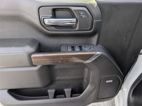 Used 2020 Chevrolet Silverado 1500 RST image 20