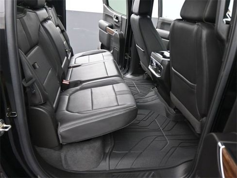 Used 2022 Chevrolet Silverado 1500 High Country w/ Technology Package image 14