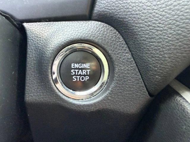 Used 2024 Toyota RAV4 XLE AWD/4WD image 23
