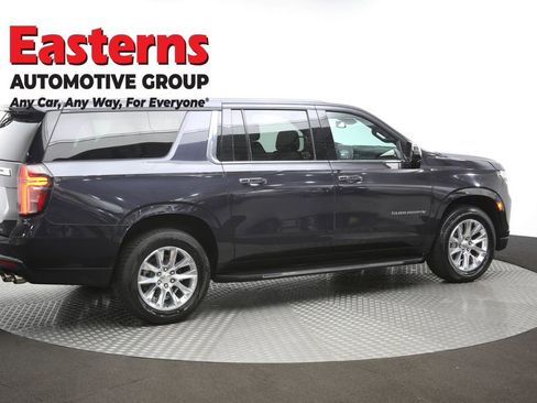 Used 2023 Chevrolet Suburban Premier image 43