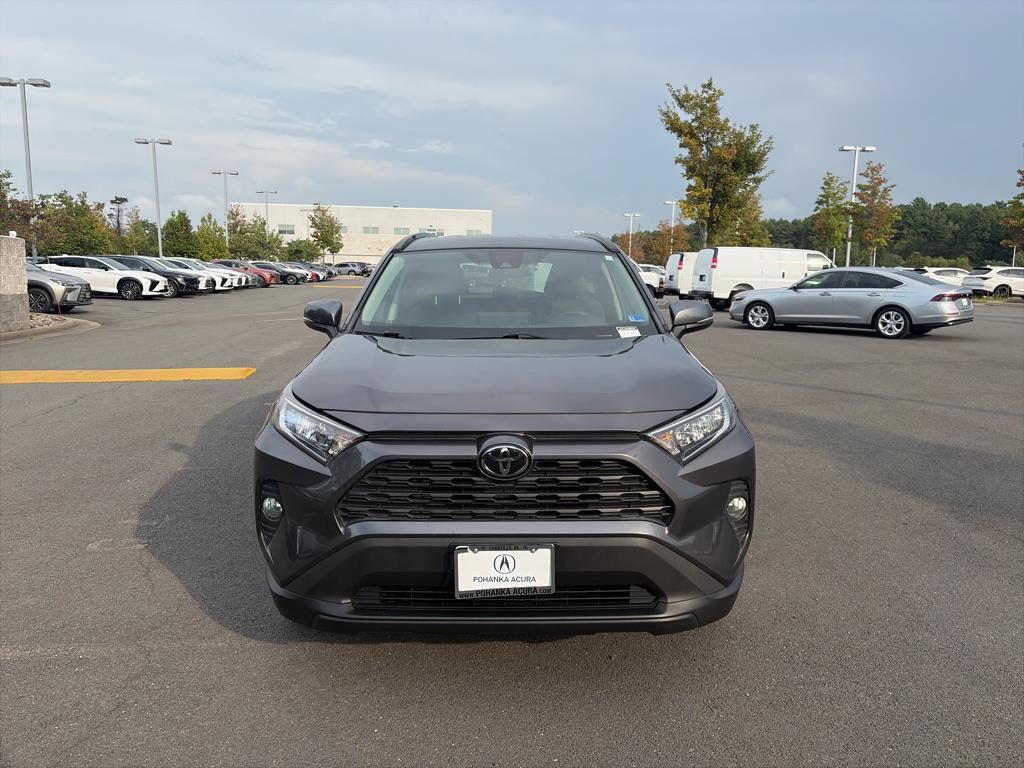 Used 2021 Toyota RAV4 XLE AWD/4WD image 2