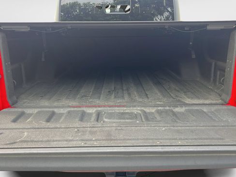 Used 2020 Jeep Gladiator Overland AWD/4WD image 9