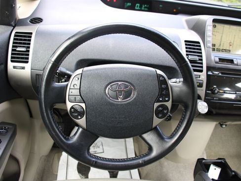 Used 2007 Toyota Prius Touring FWD image 18