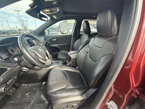 Used 2021 Jeep Cherokee Latitude Lux 80th Anniv w/ Quick Order Package 26U 80TH image 11