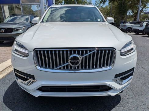 Used 2024 Volvo XC90 B5 Plus w/ Protection Package AWD/4WD image 9