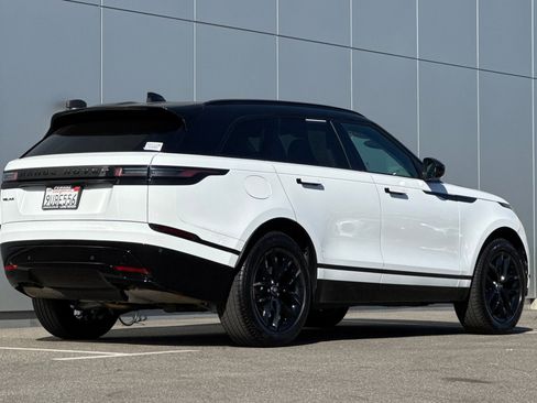 Certified 2025 Land Rover Range Rover Velar Dynamic SE image 5