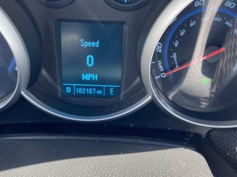 Used 2012 Chevrolet Cruze LT FWD image 10