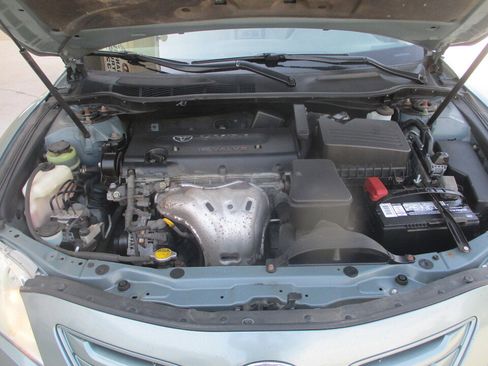 Used 2007 Toyota Camry LE FWD image 4