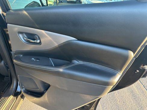 Used 2022 Nissan Murano SL w/ Cargo Package image 19