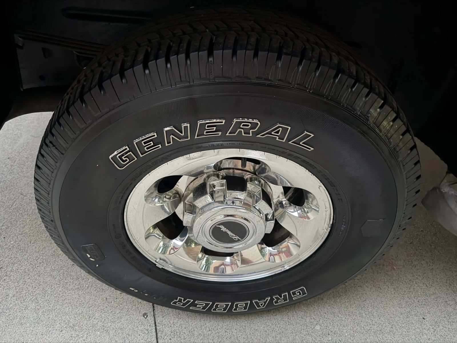 Used 2004 Ford Excursion Limited AWD/4WD image 29