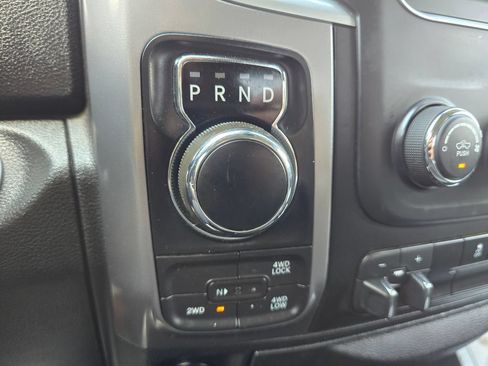 Used 2023 RAM 1500 Classic SLT w/ Protection Group AWD/4WD image 17