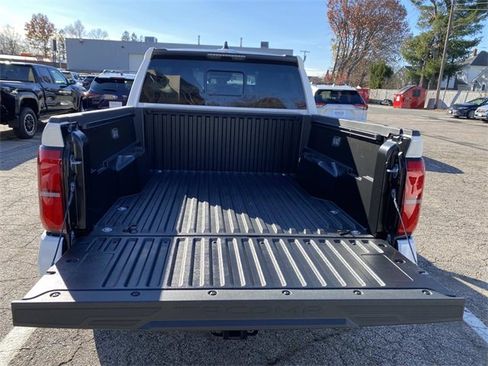 New 2025 Toyota Tacoma SR5 image 5