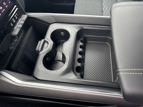 New 2026 RAM 1500 4x4 Crew Cab image 27