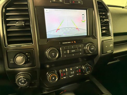Used 2019 Ford F150 XLT w/ Equipment Group 302A Luxury AWD/4WD image 16