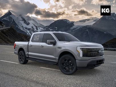 New 2025 Ford F150 Lightning Platinum w/ Dark Elements Package