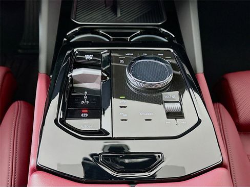 Certified 2024 BMW 530i xDrive 530i xDrive w/ Premium Package image 17