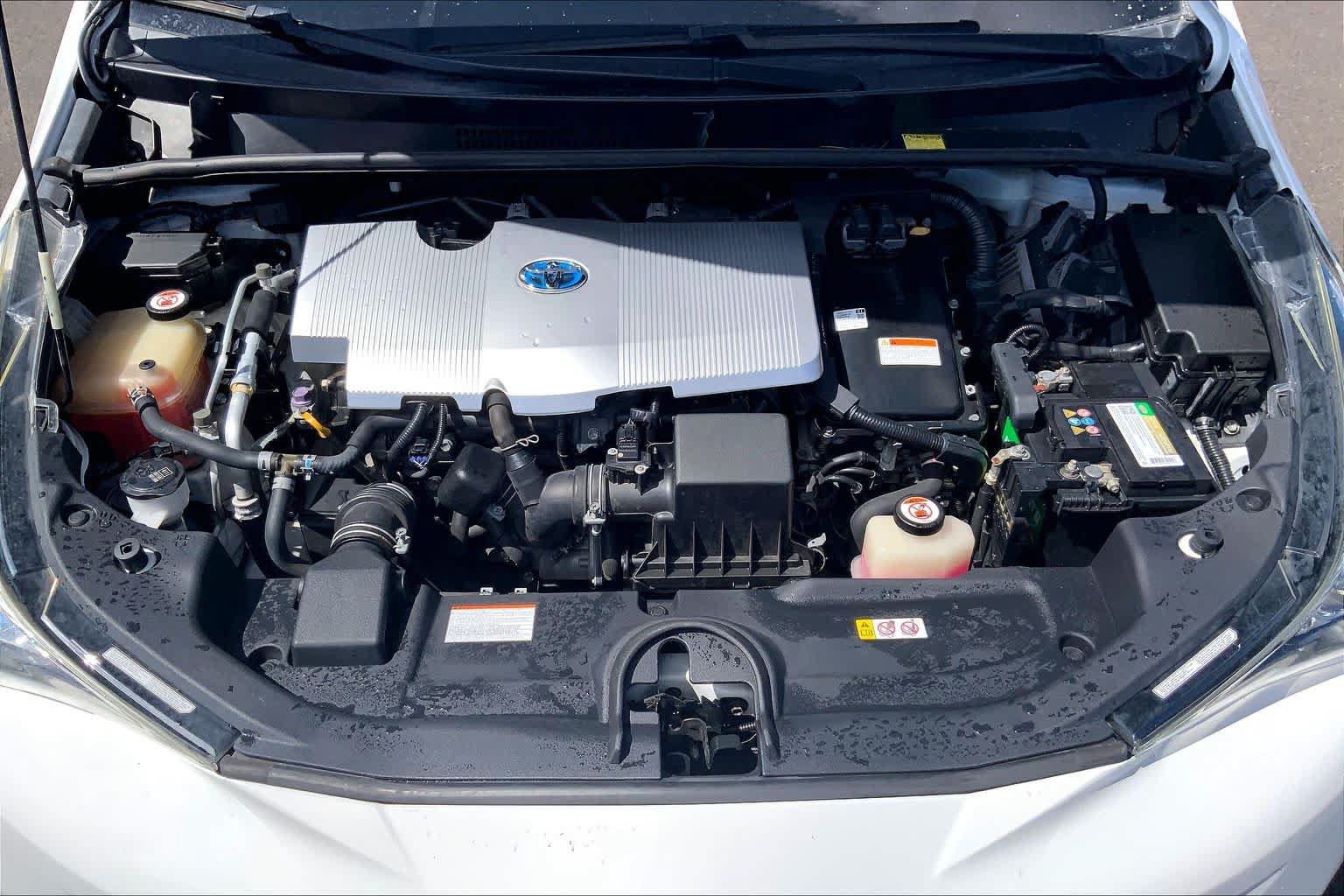 Used 2018 Toyota Prius One FWD image 9