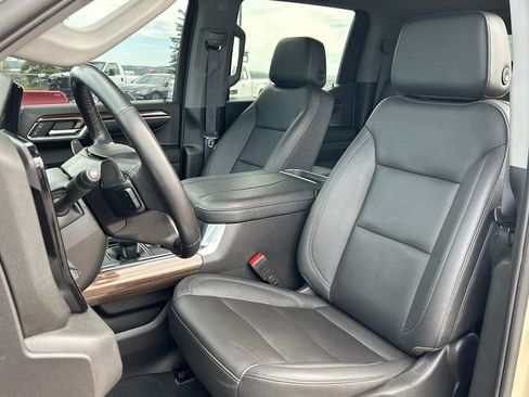 Used 2023 Chevrolet Silverado 1500 LT Trail Boss w/ LT Trail Boss Premium Package AWD/4WD image 15