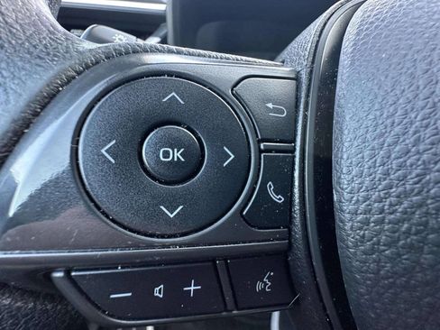 Used 2023 Toyota Corolla LE FWD image 17
