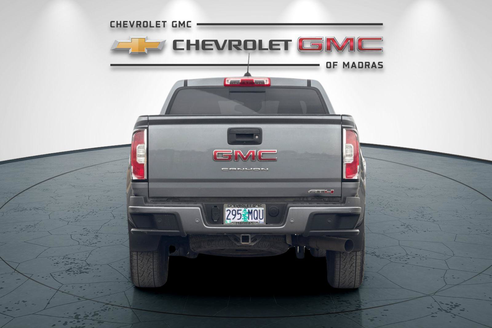 Used 2021 GMC Canyon AT4 w/ Driver Alert Package AWD/4WD image 4