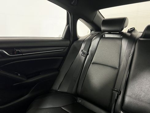 Used 2022 Honda Accord Sport image 13