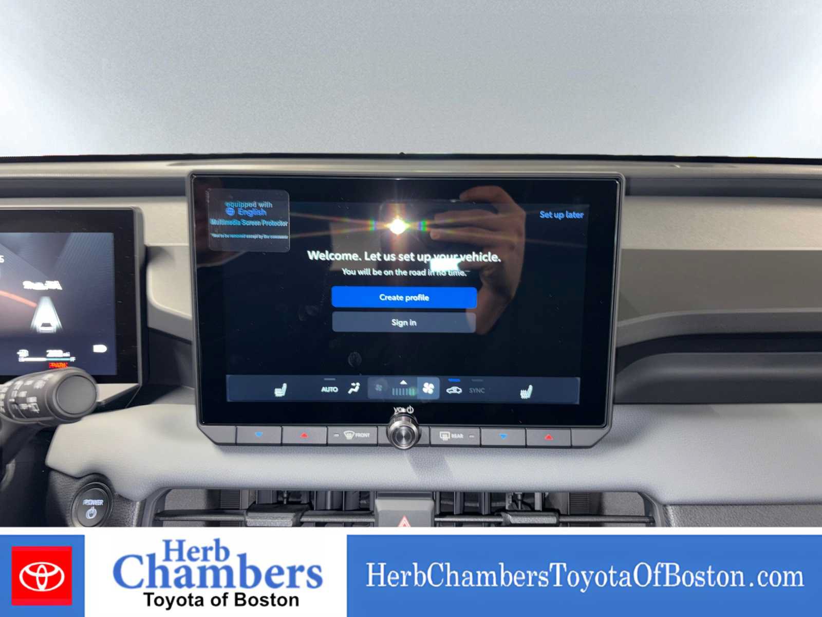 Used 2026 Toyota RAV4 SE AWD/4WD image 13