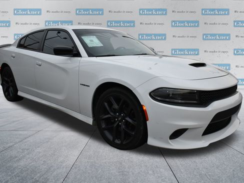 Used 2022 Dodge Charger R/T w/ Blacktop Package image 3