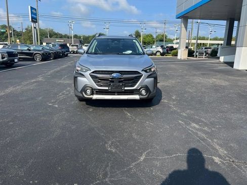 Used 2024 Subaru Outback Touring AWD/4WD image 41
