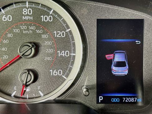 Used 2022 Toyota Corolla SE FWD image 14