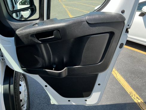 Used 2023 RAM ProMaster 2500 FWD image 18