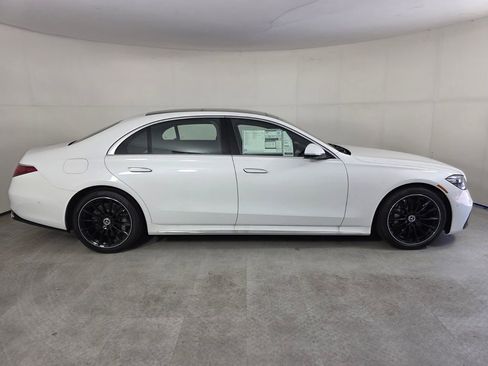 New 2026 Mercedes-Benz S 580 4MATIC Sedan image 3
