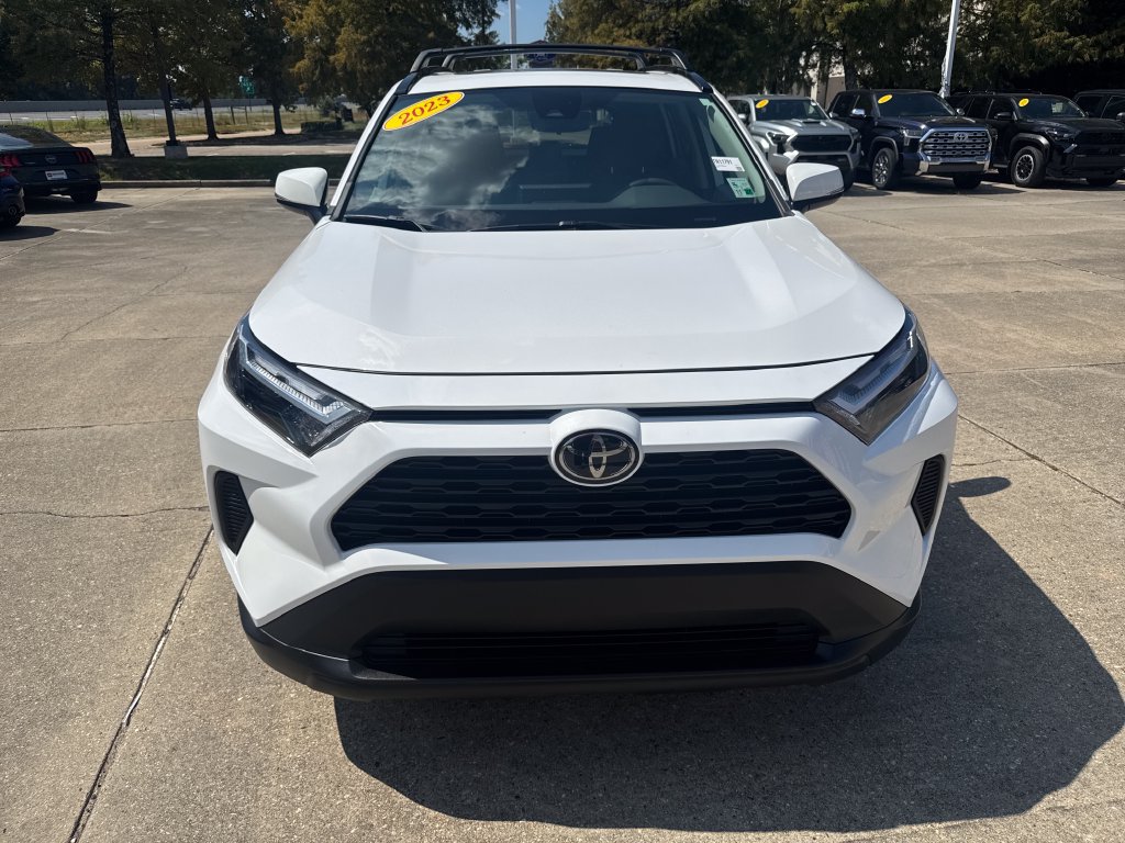 Certified 2023 Toyota RAV4 XLE w/ Convenience Package FWD image 4